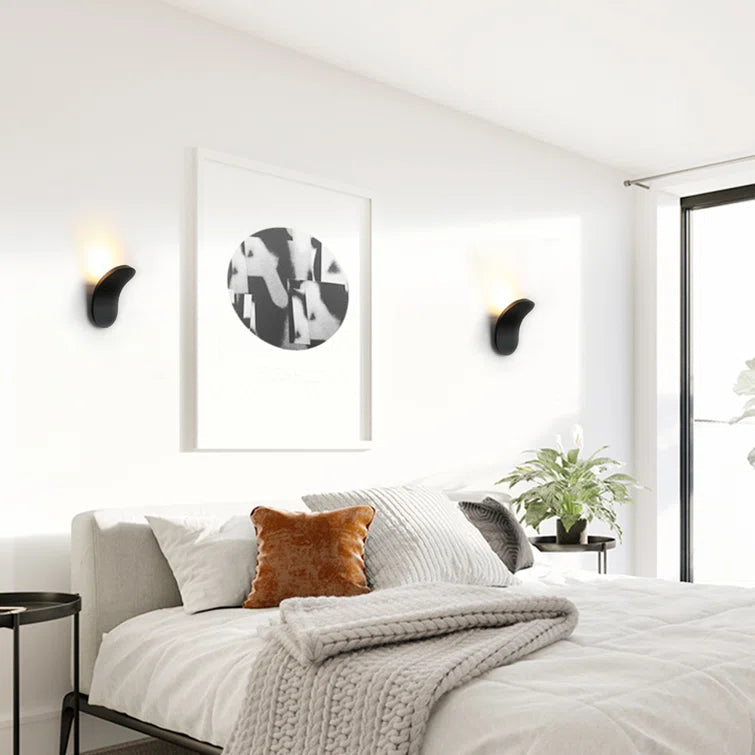 Orina – Exquisite Nordische Designer-Wandleuchte