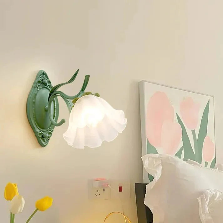 Kaede – Klassische Retro Blumenlampe