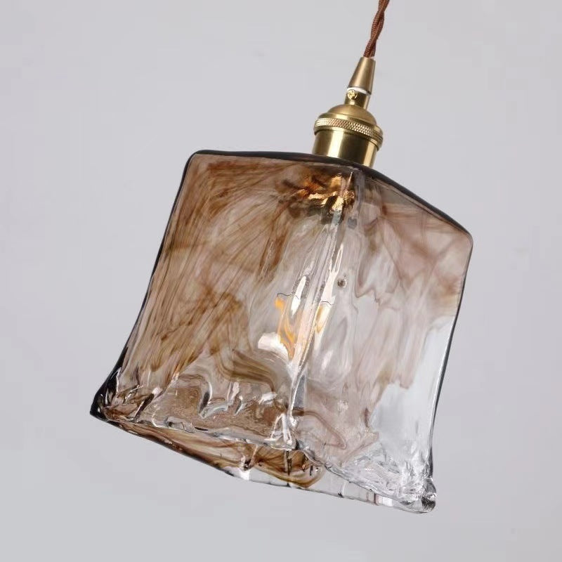 Amika – Moderne Messing-Pendelleuchte