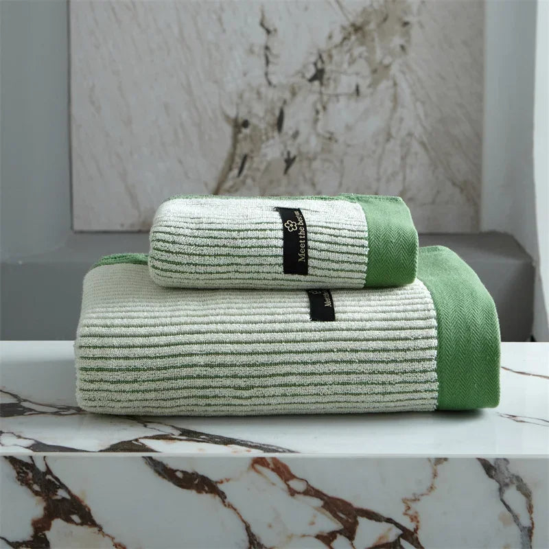 Tally – Weiches Badetuch aus langstapeliger Baumwolle