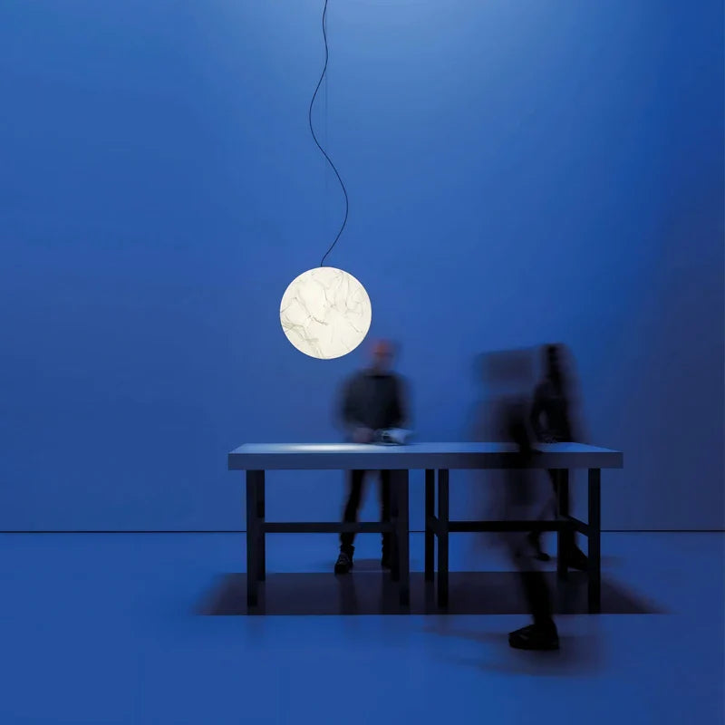 Tsukiko – Luxuriöse Minimalistische Mond-Pendelleuchte
