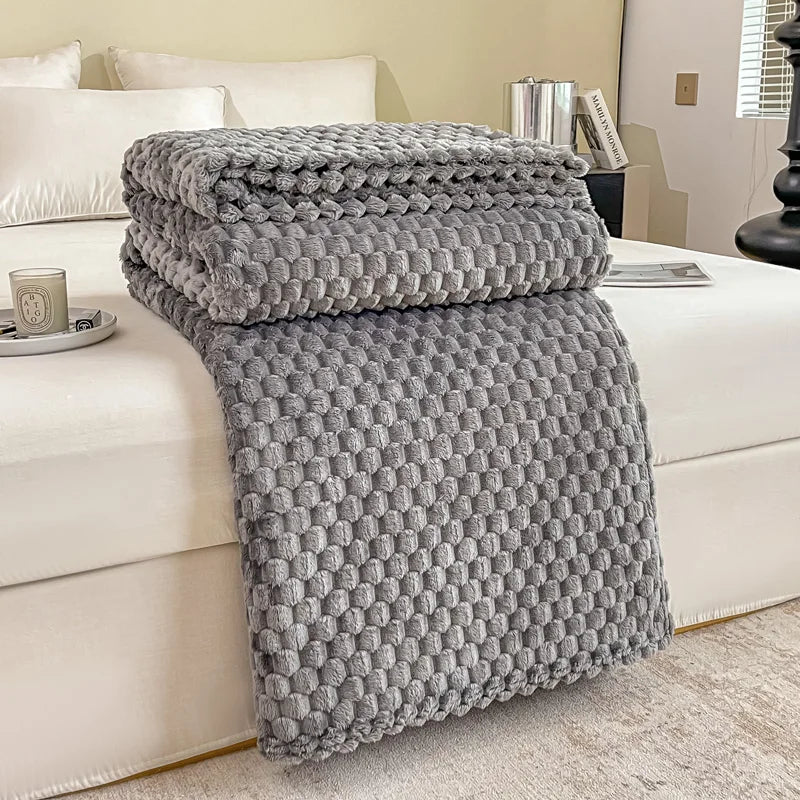 Bianca – Multifunktionale Flanell-Decke in Uni