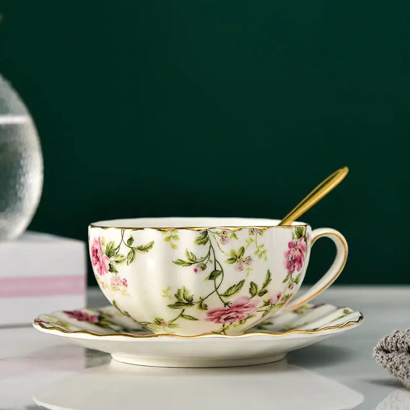Emma –Kaffee- und Teetassen-Set aus Keramik