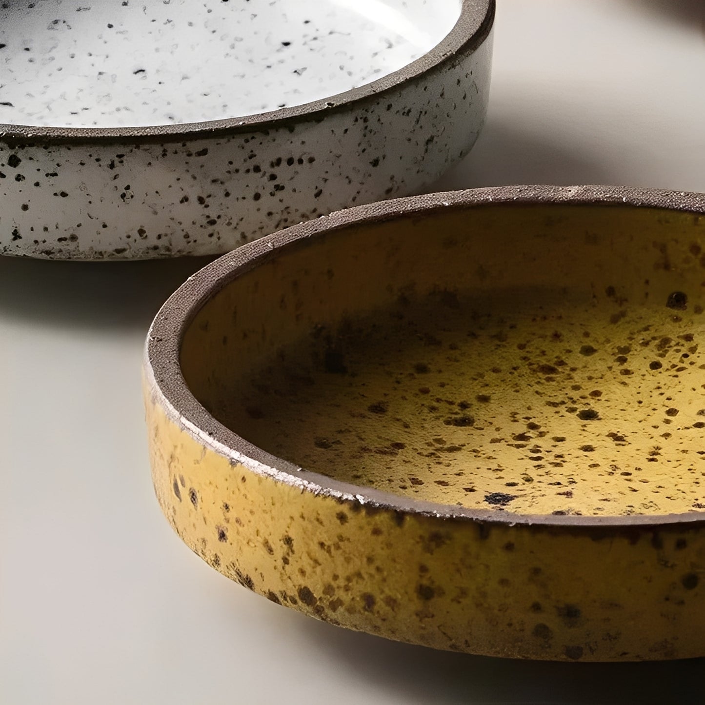 Elia – Japanische Keramik Dip-Schale