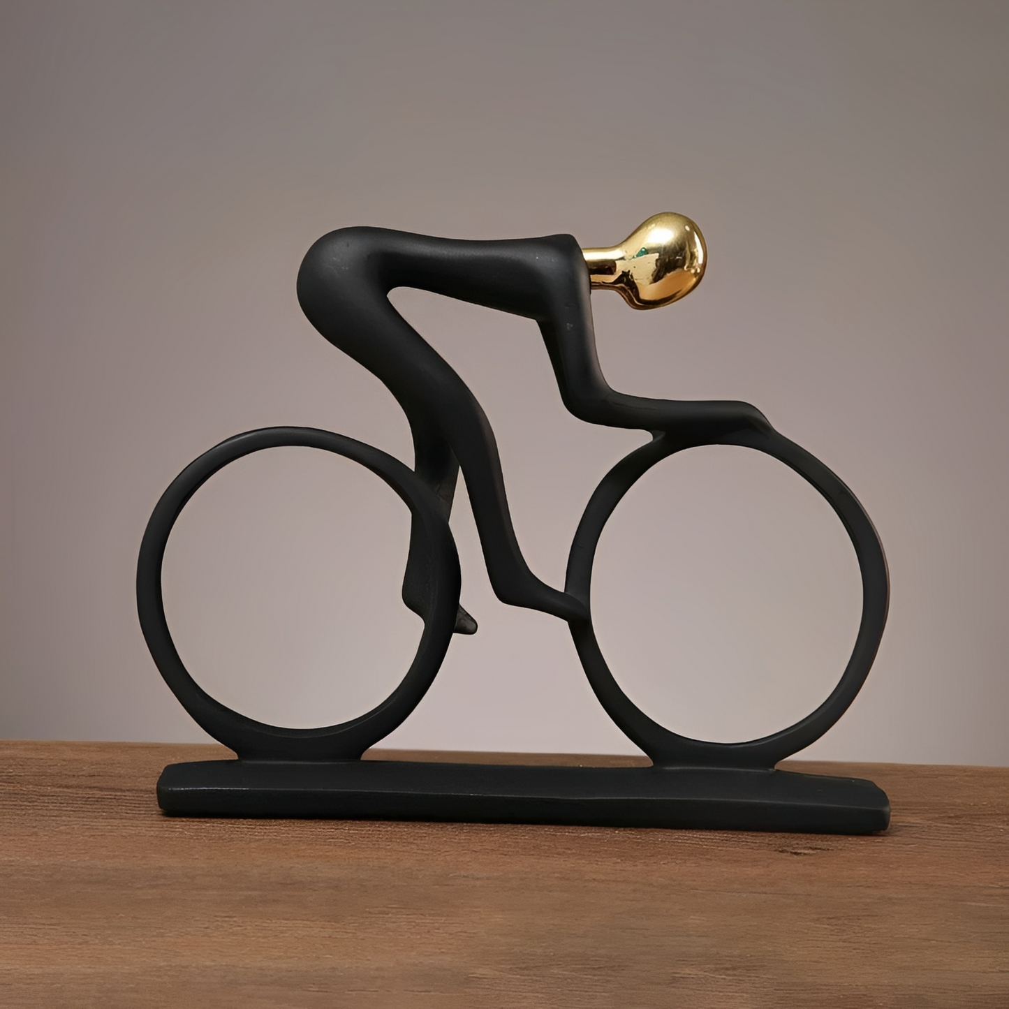 Lukas – Moderne Radfahrer-Skulptur