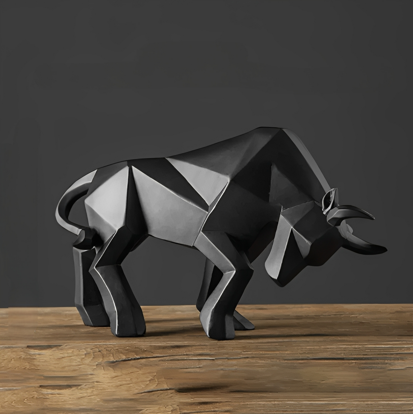 Bjorn – Skulpturierter Resin-Bulle