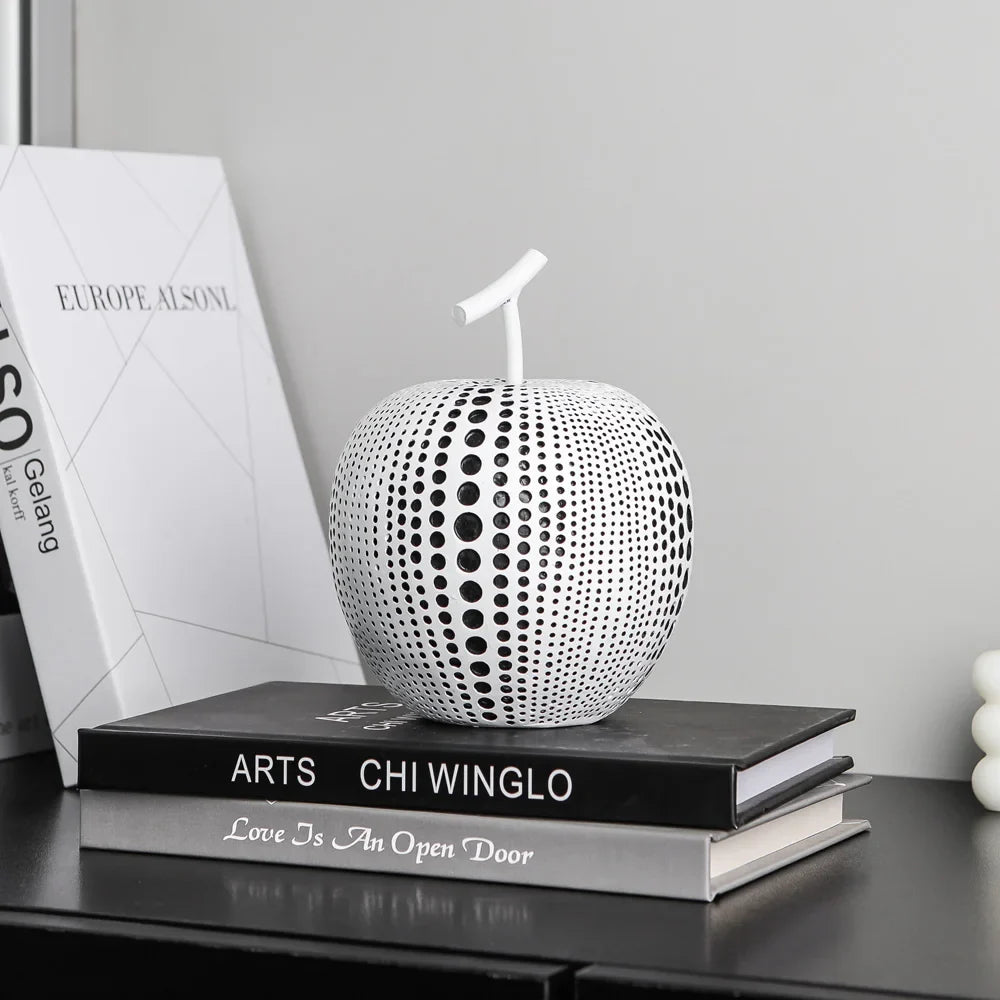 Pomera – Moderne Apfel-Skulptur