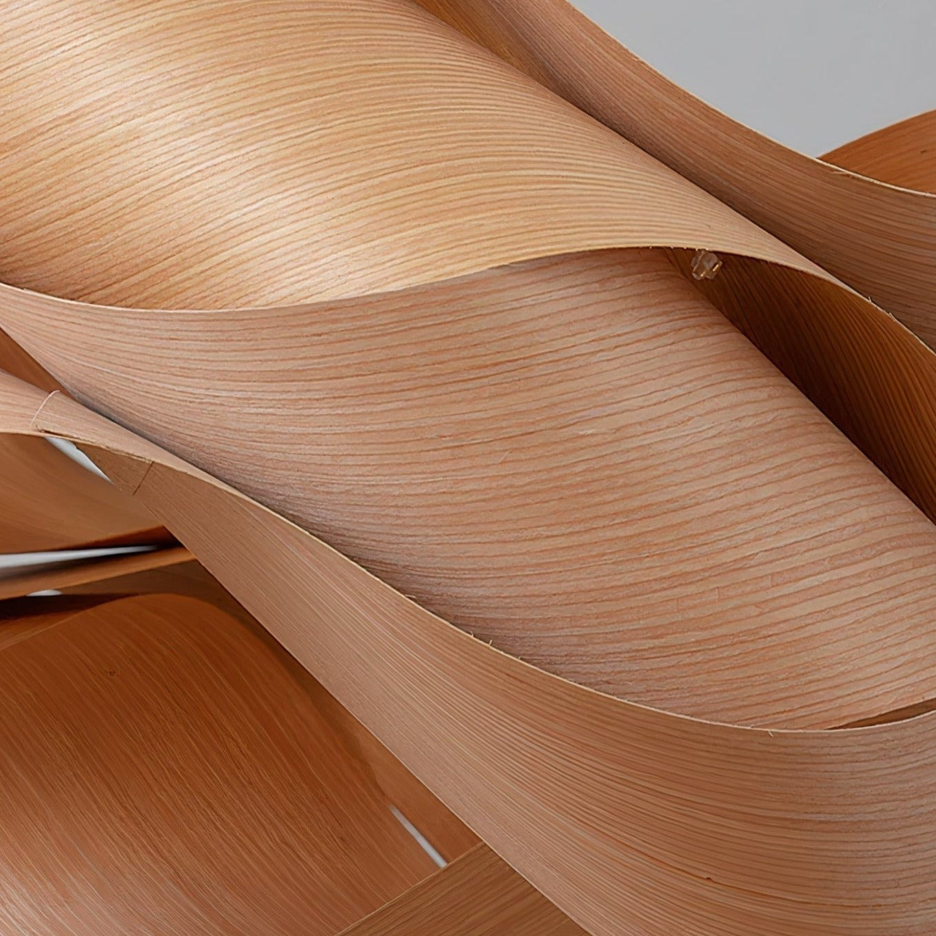 Hiro – Schlichte Tischlampe aus Holz