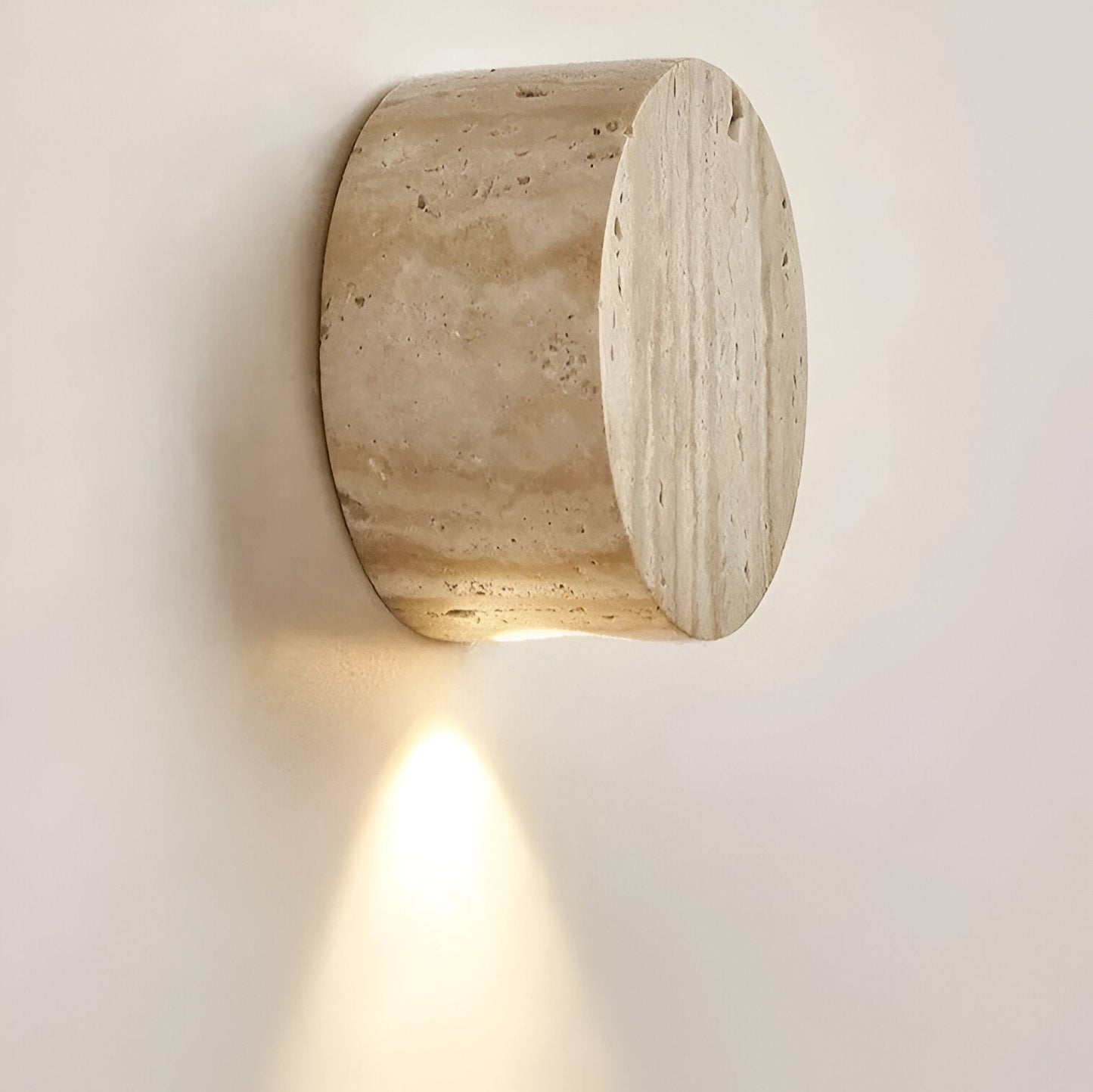 Sanya – Wabi Sabi Travertin-Wandlampe