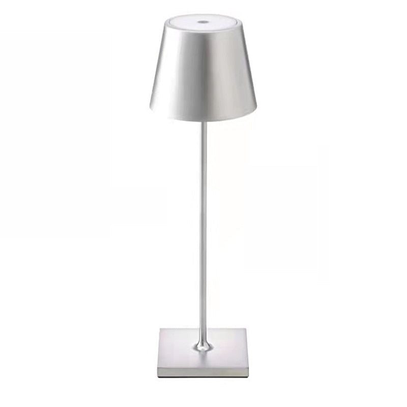 Willard – Tischlampe mit Drei-Farben Funktion und Ladeanschluss