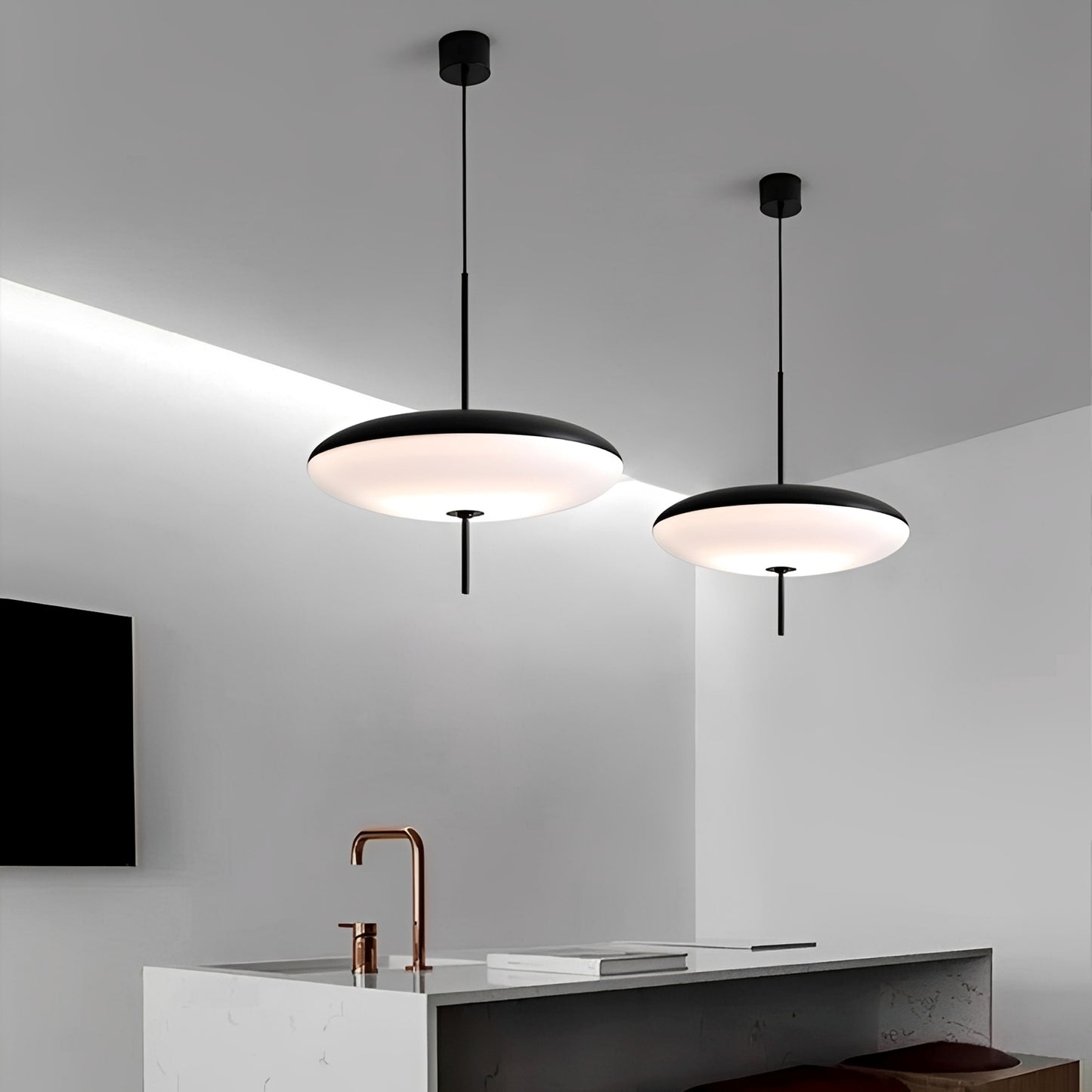 Orion – Moderne Minimalistische UFO-Pendelleuchte