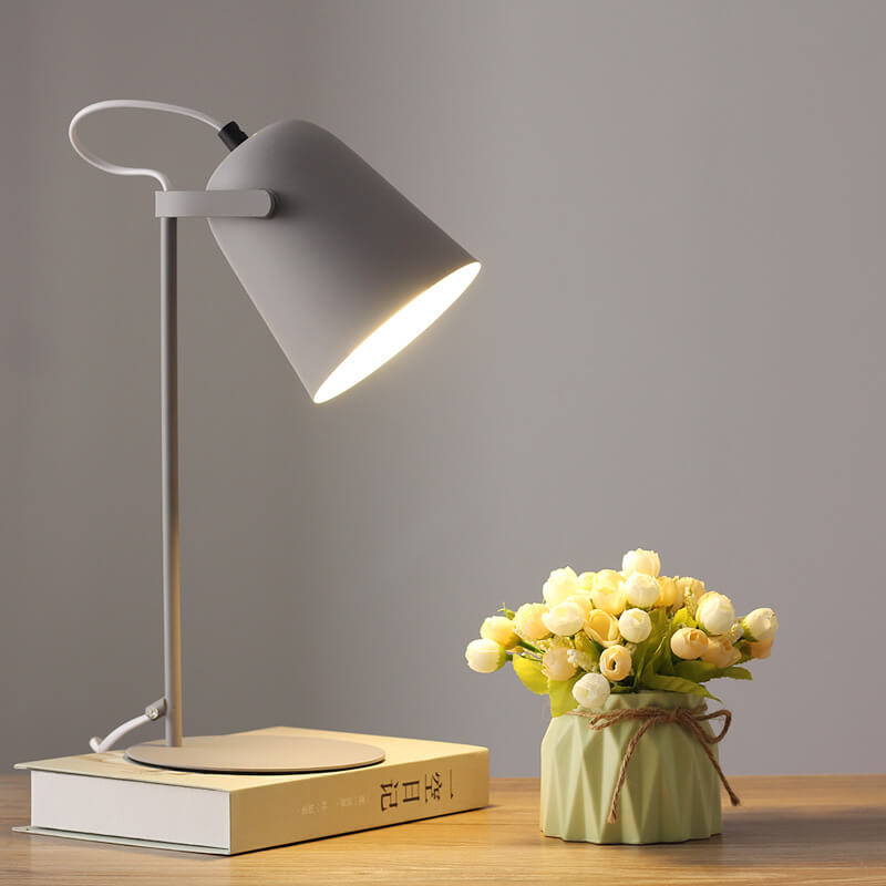 Soren – Nordic LED Tischlampe