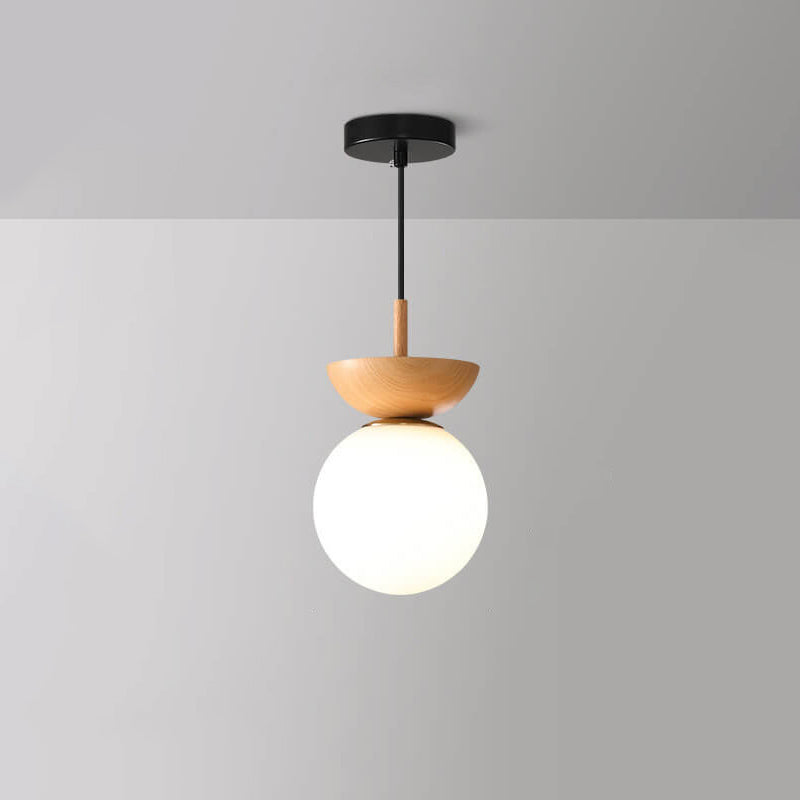 Nivara – Moderne Deckenlampe aus Holz