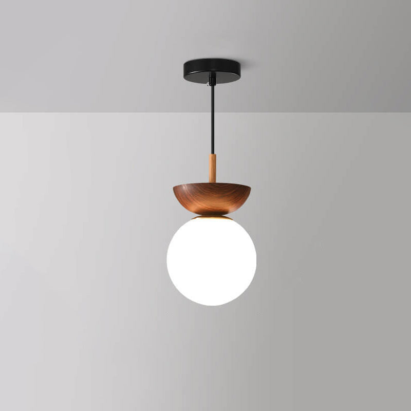 Nivara – Moderne Deckenlampe aus Holz