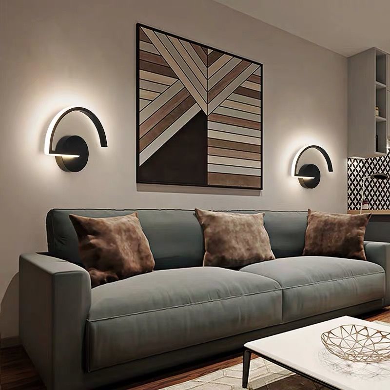 Saran – Minimal Art Halbkreis Wandlicht