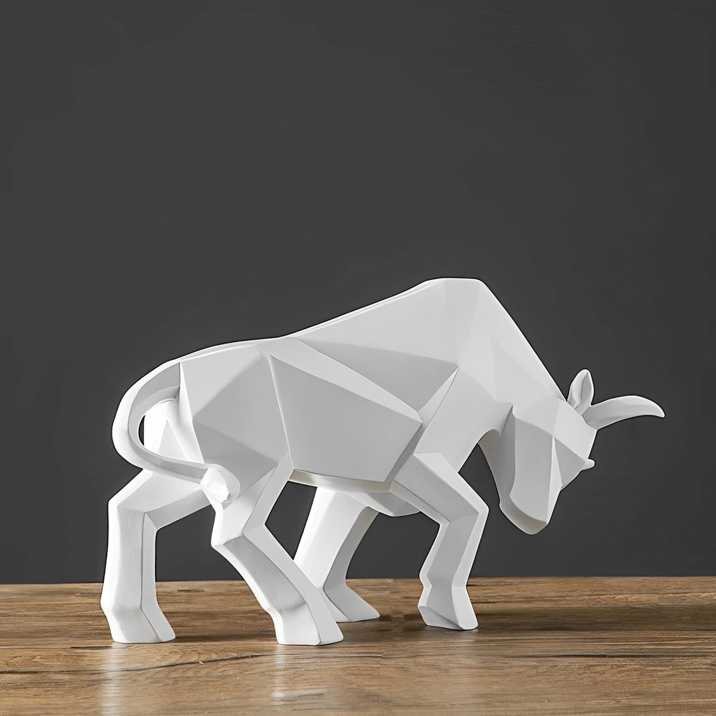 Bjorn – Skulpturierter Resin-Bulle