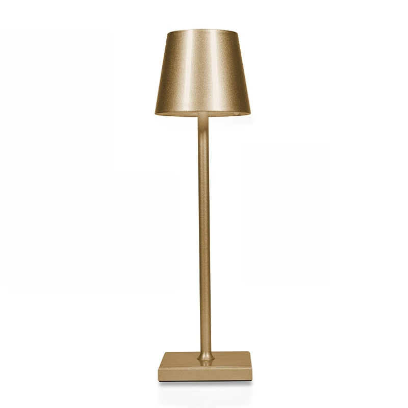 Willard – Tischlampe mit Drei-Farben Funktion und Ladeanschluss