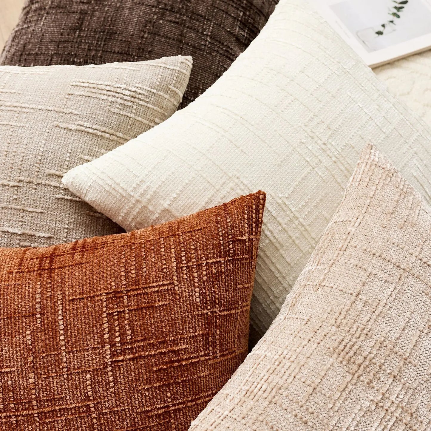 Bamora – Chenille-Kissenbezug mit Bambusstruktur