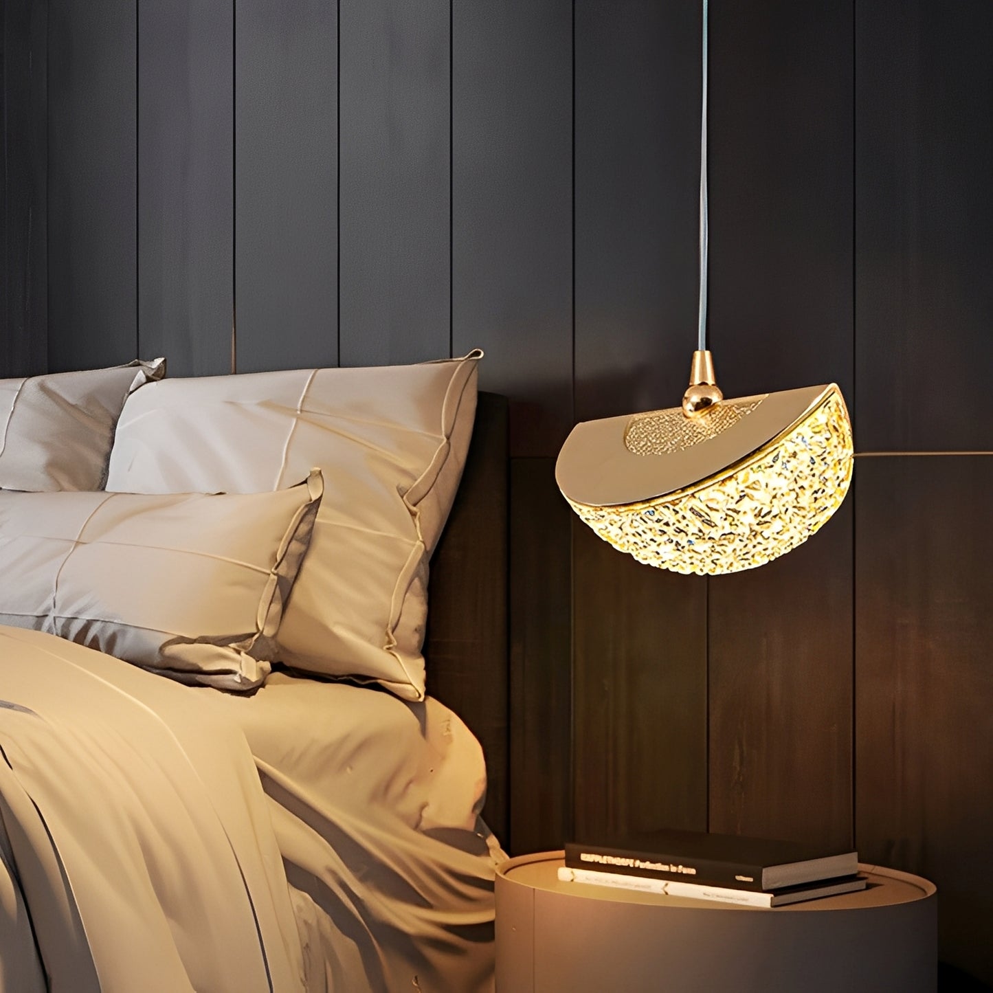 Himari – Goldene Kristall-Pendelleuchte