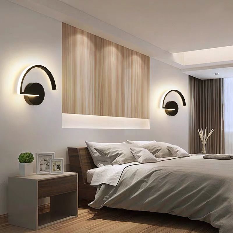Saran – Minimal Art Halbkreis Wandlicht