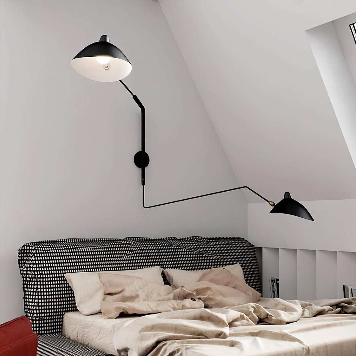 Noelia – Moderne Wandleuchte aus Schmiedeeisen