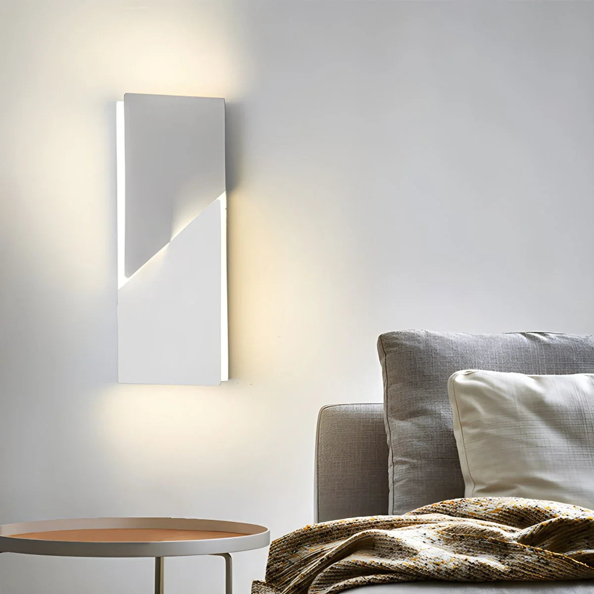 Aiko – Minimalistische Wandlampe