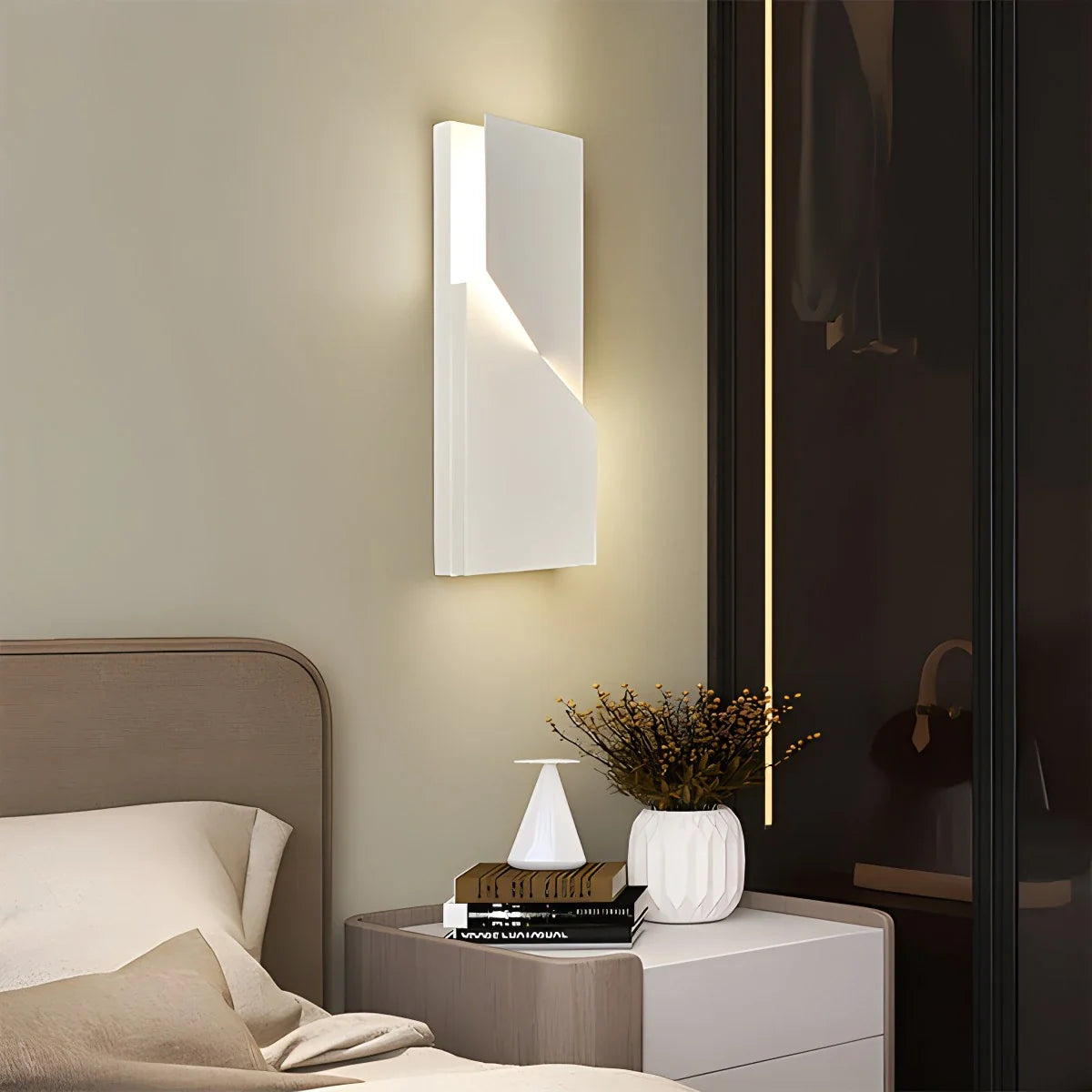 Aiko – Minimalistische Wandlampe