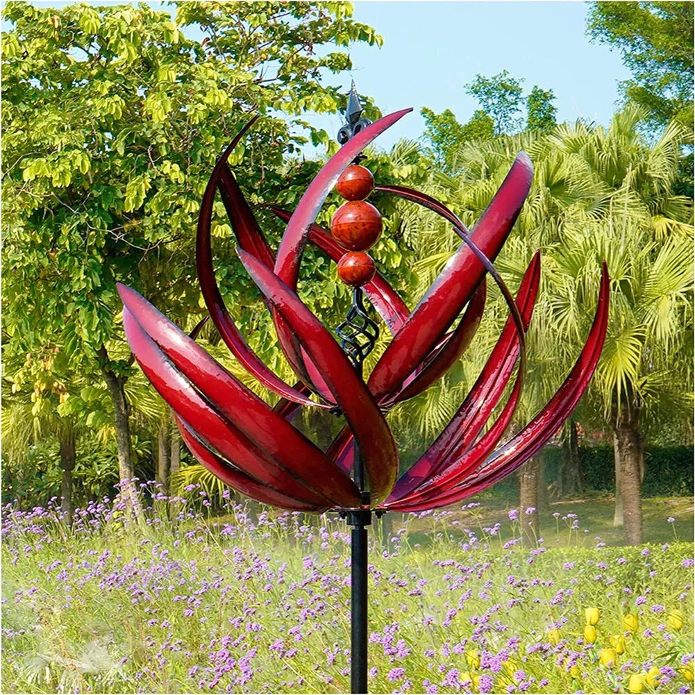 Ferra – Hängendes Windrad-Ornament aus Eisen
