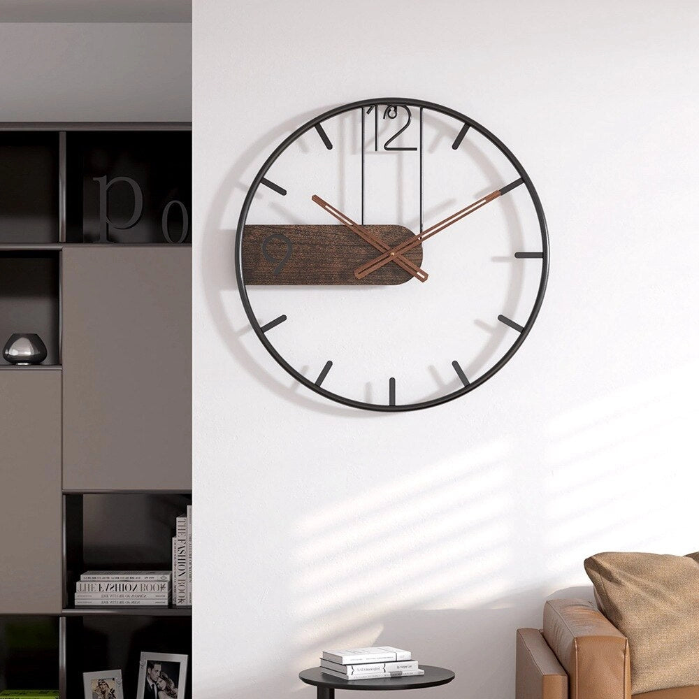 Nero – Große Metall-Wanduhr im minimalistischen Design
