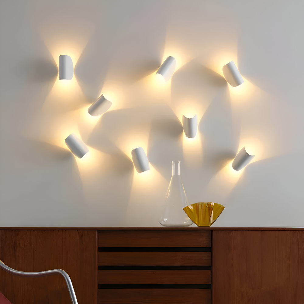 Arcuno – Schwenkbare Metall-Wandlampe