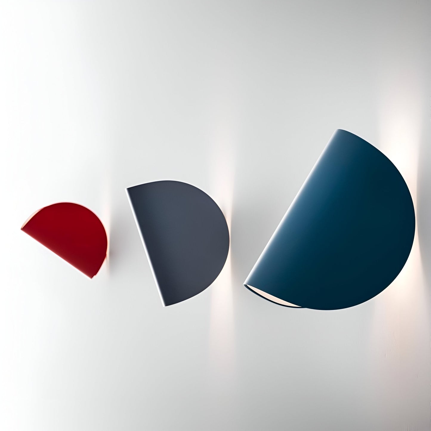 Arcuno – Schwenkbare Metall-Wandlampe