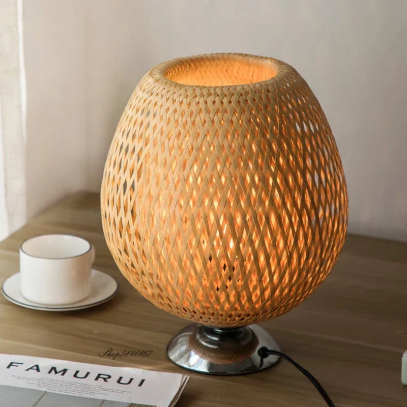 Emiko – Zen-Tischlampe aus Bambus