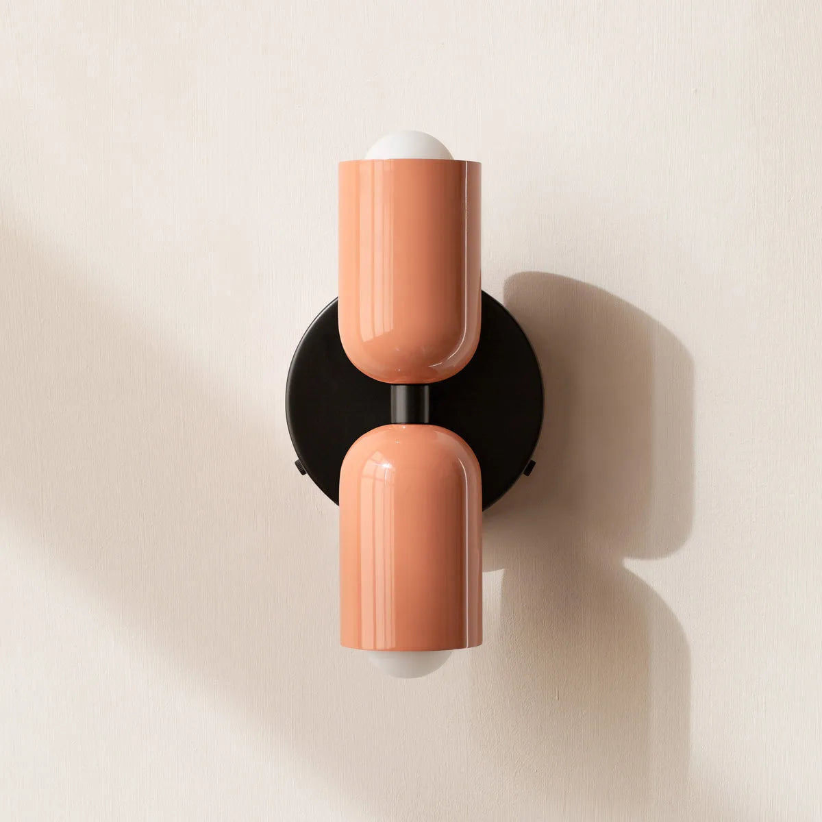 Maki – Moderne Doppelkopf-Wandleuchte
