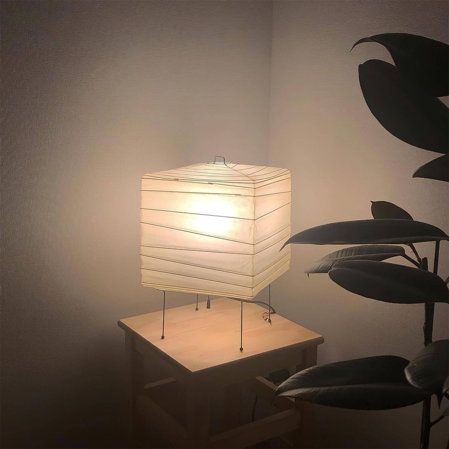 Airi – Japanische Reispapier Bodenleuchte