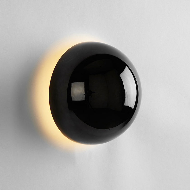 RetroBau – Wandleuchte im Bauhaus-Design mit antikem Flair