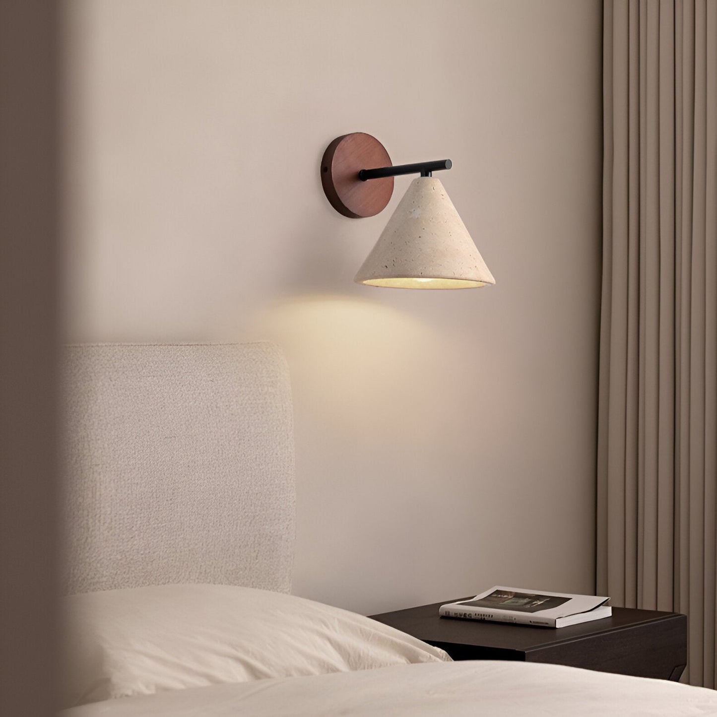 Erwin – Antike Gelbe Stein-Wandlampe