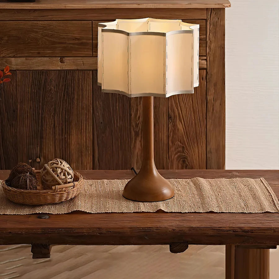 Kaito – Moderne Tischlampe im japanischen Stil