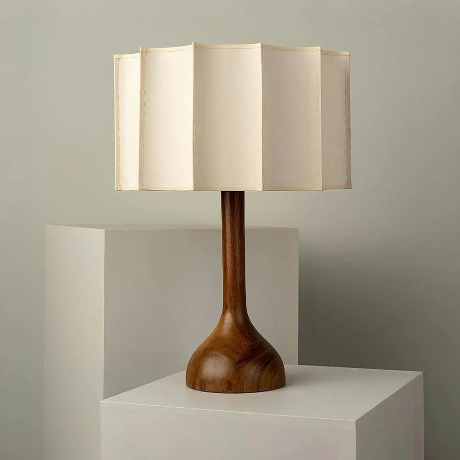 Kaito – Moderne Tischlampe im japanischen Stil