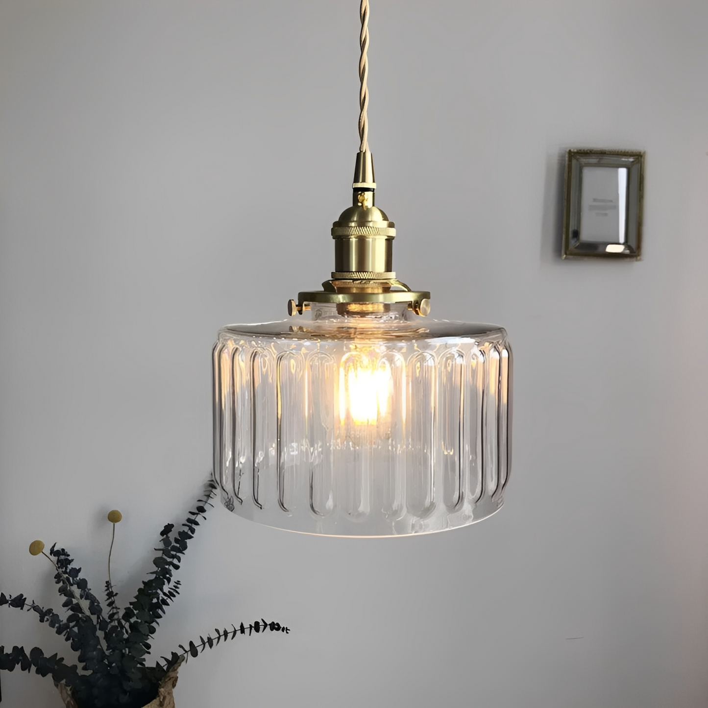 Frieda – Klassische Metall-Glas Pendelleuchte