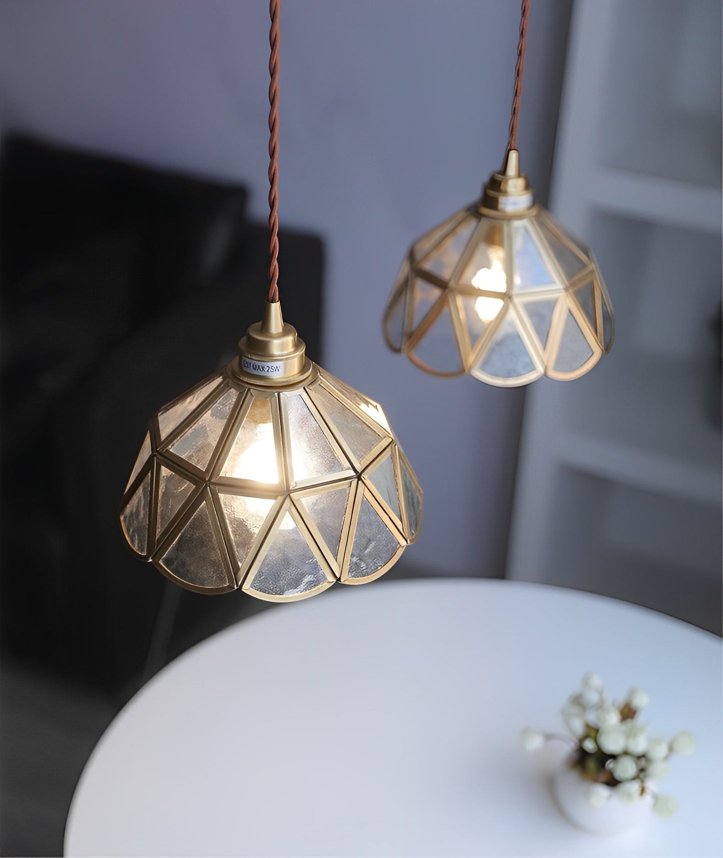 Clara – Pendelleuchte aus Glas mit Stoffkabel
