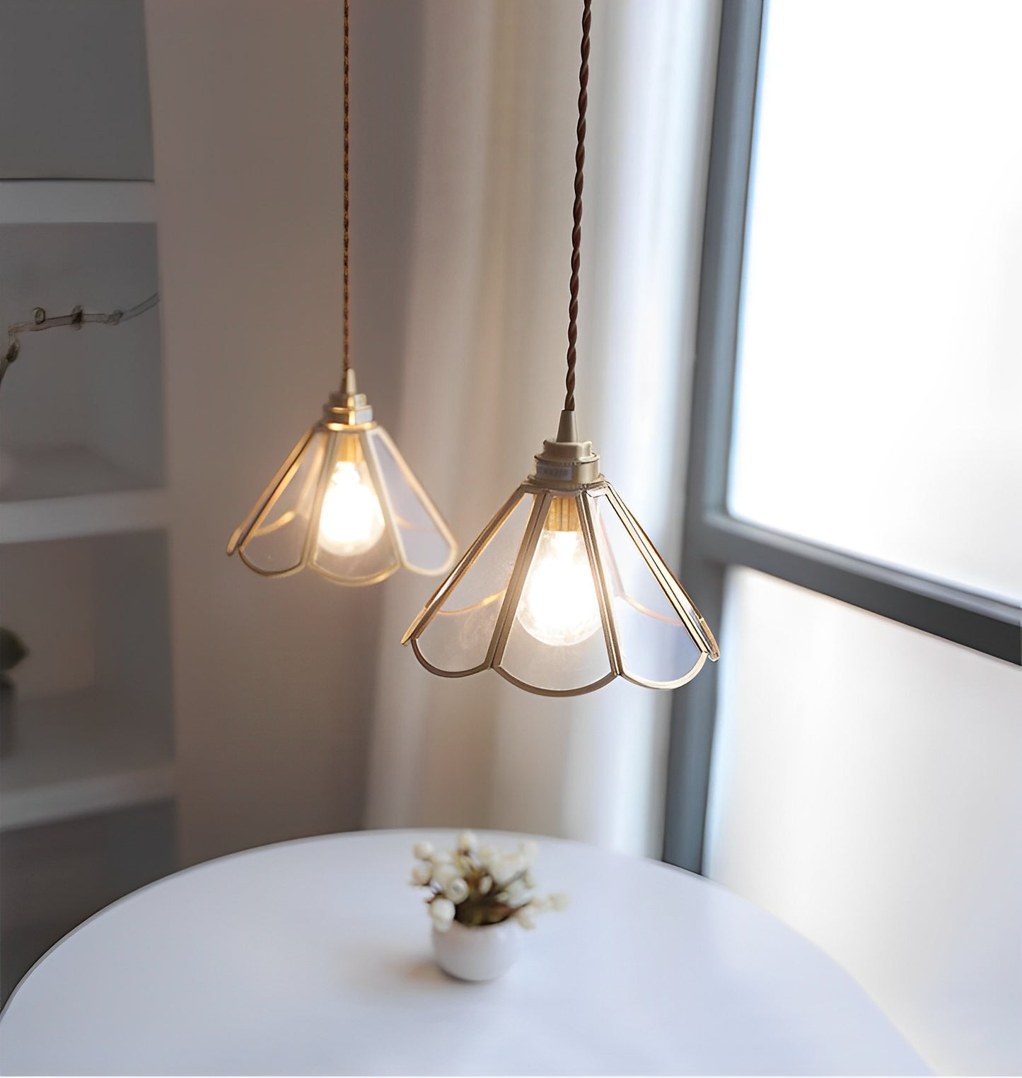Clara – Pendelleuchte aus Glas mit Stoffkabel