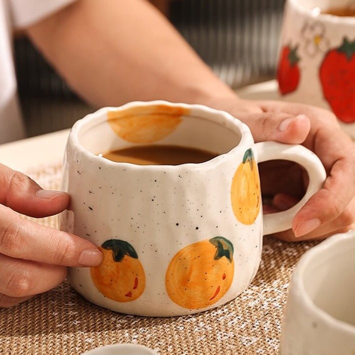 FruttiMug – Keramik-Kaffeebecher mit Fruchtmotiv