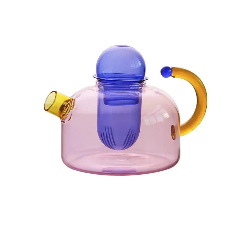 Kontrastreiches Teekannen-Set mit Glas-Optik und Farbspiel