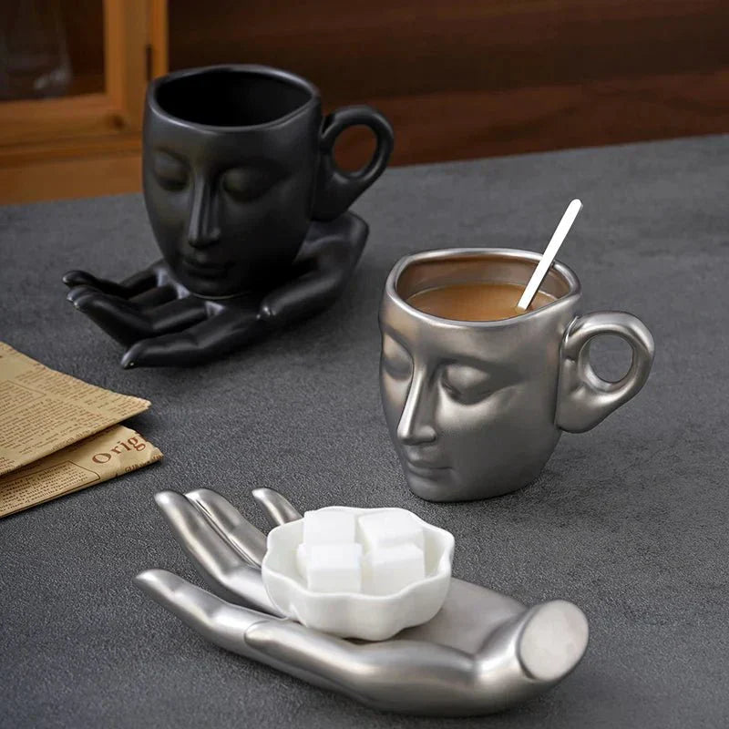 BrewFace – Kaffeetassen im Gesichtsstil für minimalistische Ästhetik