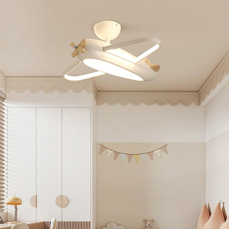 Aerilo – Deckenleuchte im Flugzeug-Design für traumhafte Lichtmomente