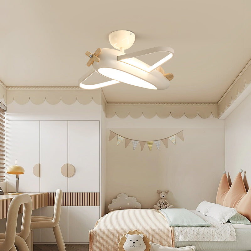 Aerilo – Deckenleuchte im Flugzeug-Design für traumhafte Lichtmomente
