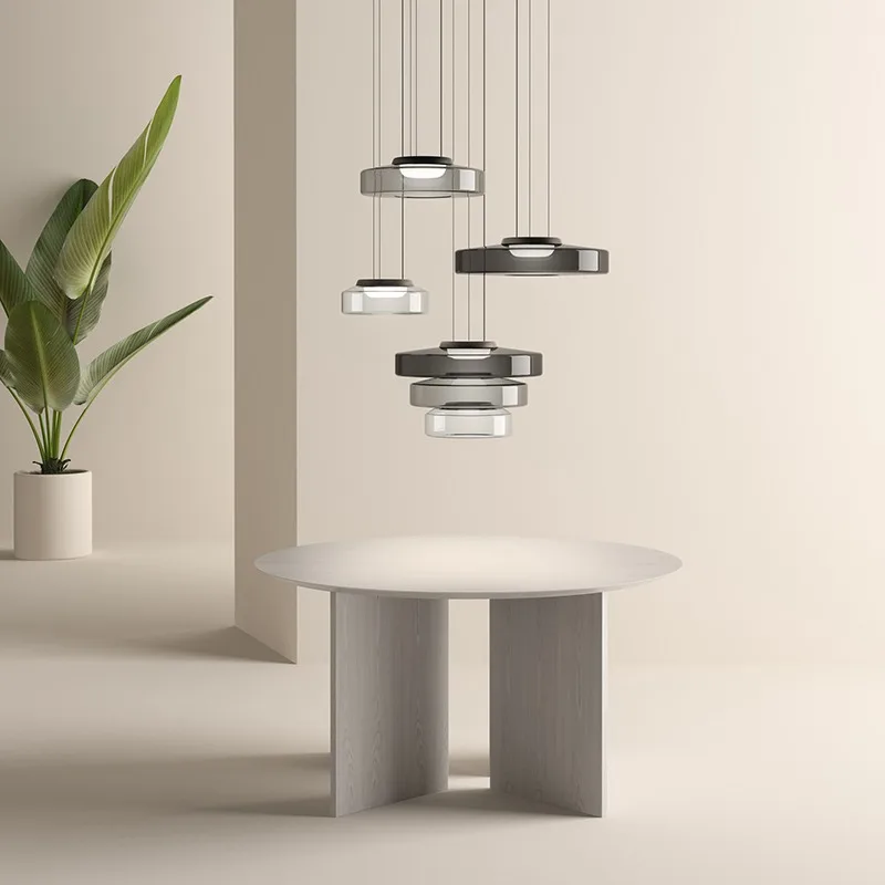 Max – Schlichte Glas-Hängeleuchte