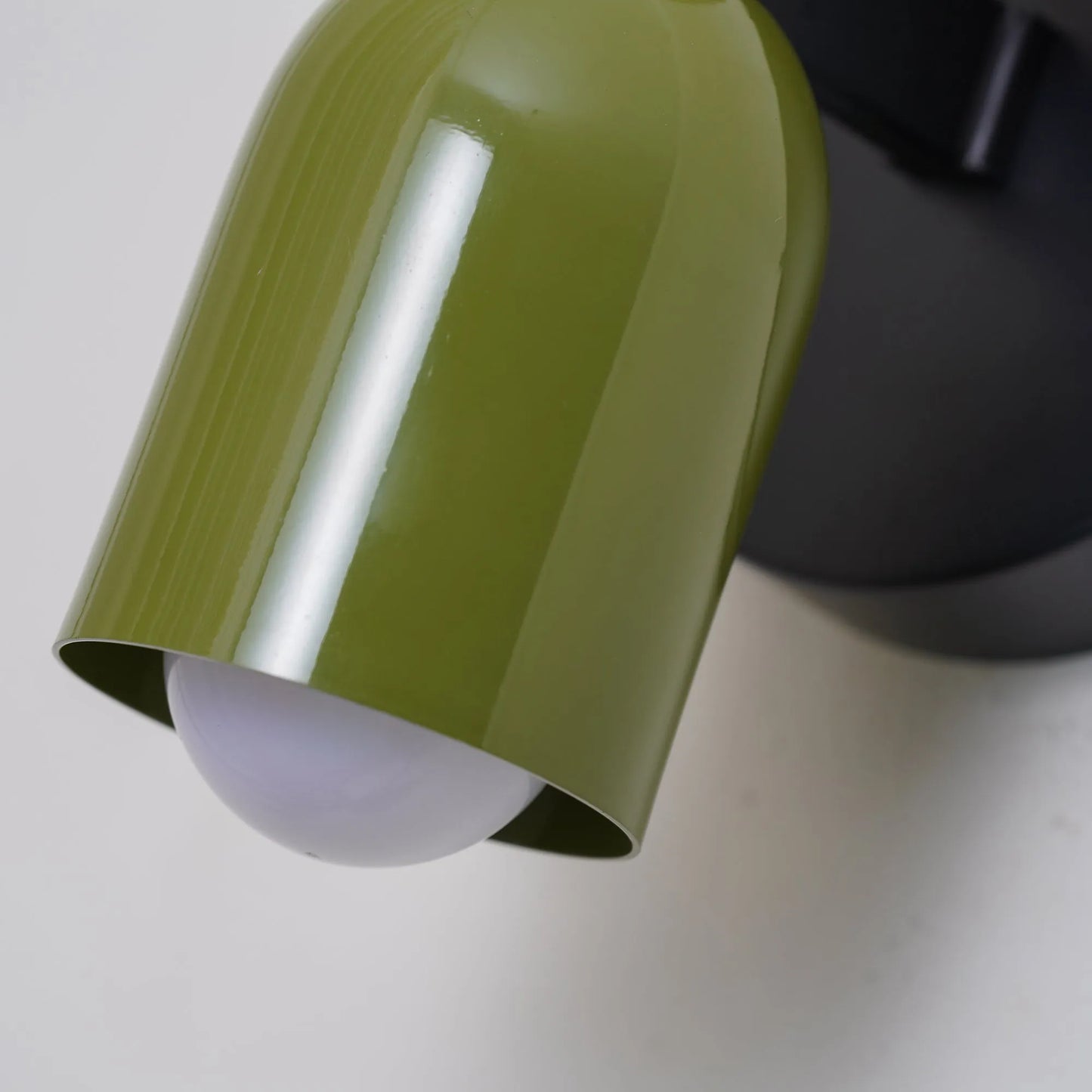 Maki – Moderne Doppelkopf-Wandleuchte