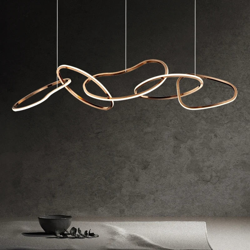 Reina – Postmoderne Minimalistische Pendelleuchte