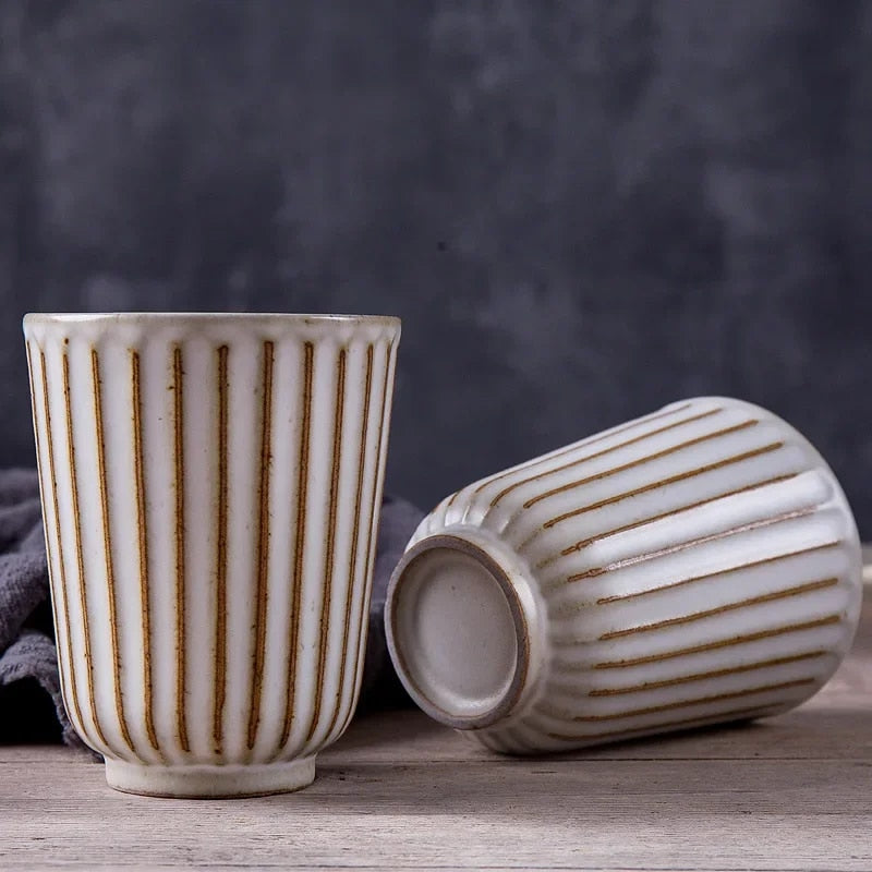 Nadine – Retro Teetasse